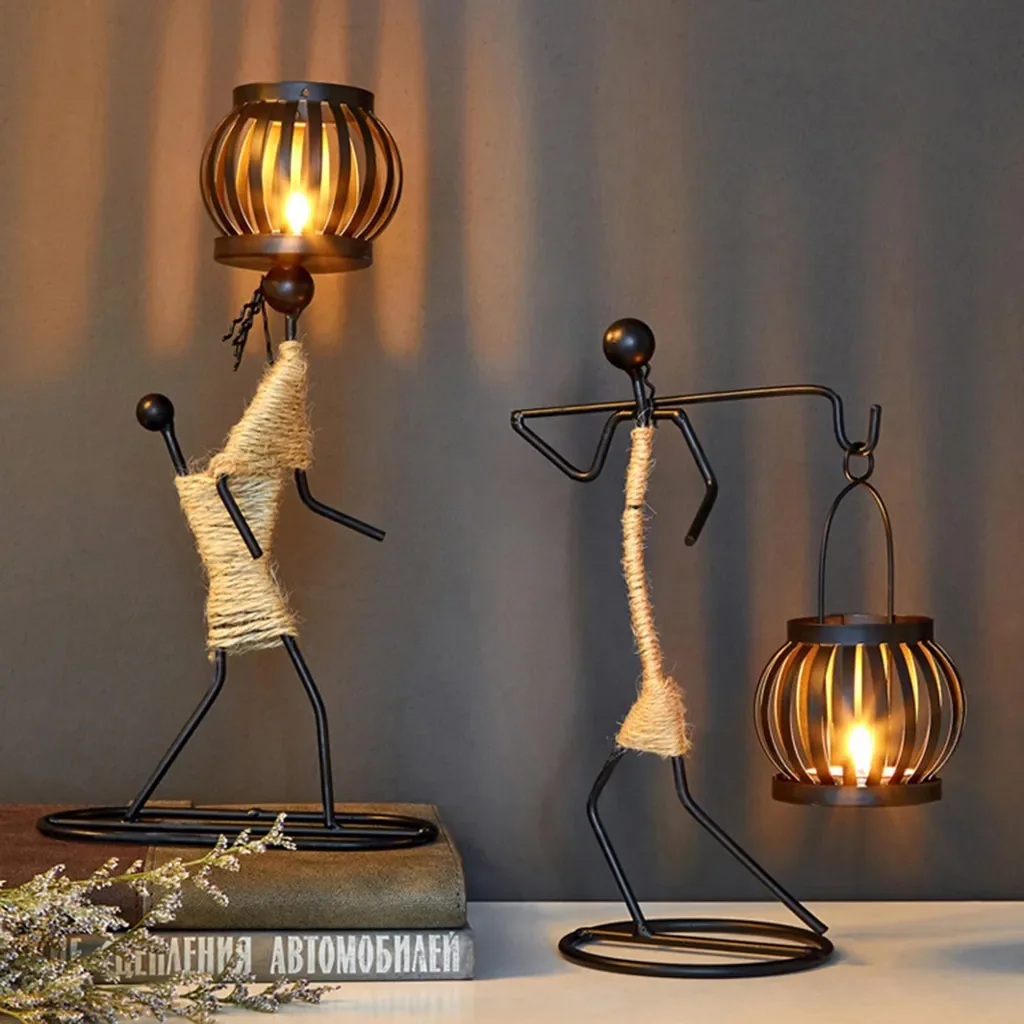 Cocosity Vintage Kerzenhalter aus Eisen Mädchenfigur Laternenform